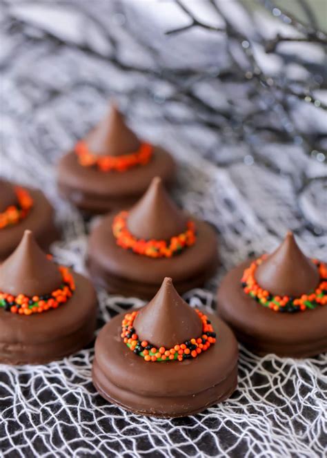 Step-by-step guide to making witch hat cookies with a cookie mold